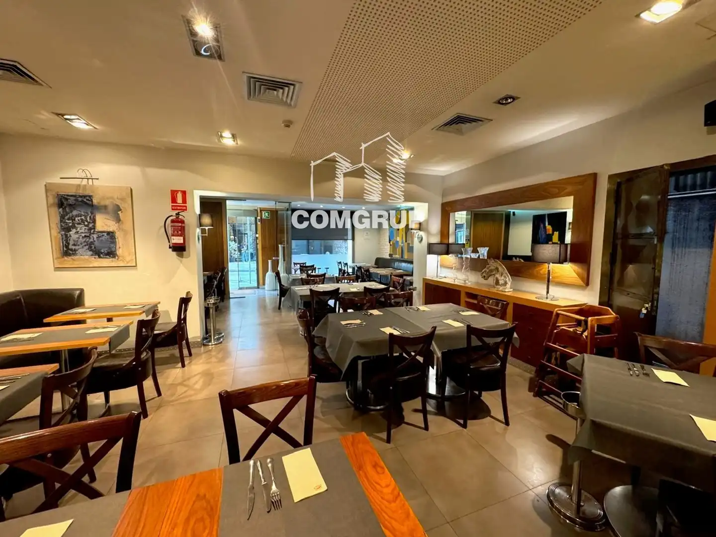 Local en traspaso en  Barcelona Capital con Aire acondicionado, Amueblado y Alarma