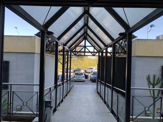 Oficina en Alquiler en Triana Oeste