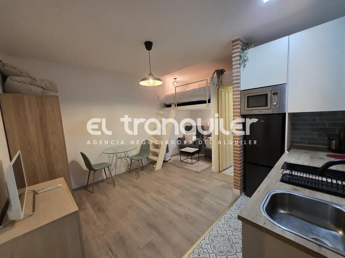 Cocina de Estudio de alquiler en Madrid con Amueblado, Lavadora y Se aceptan mascotas