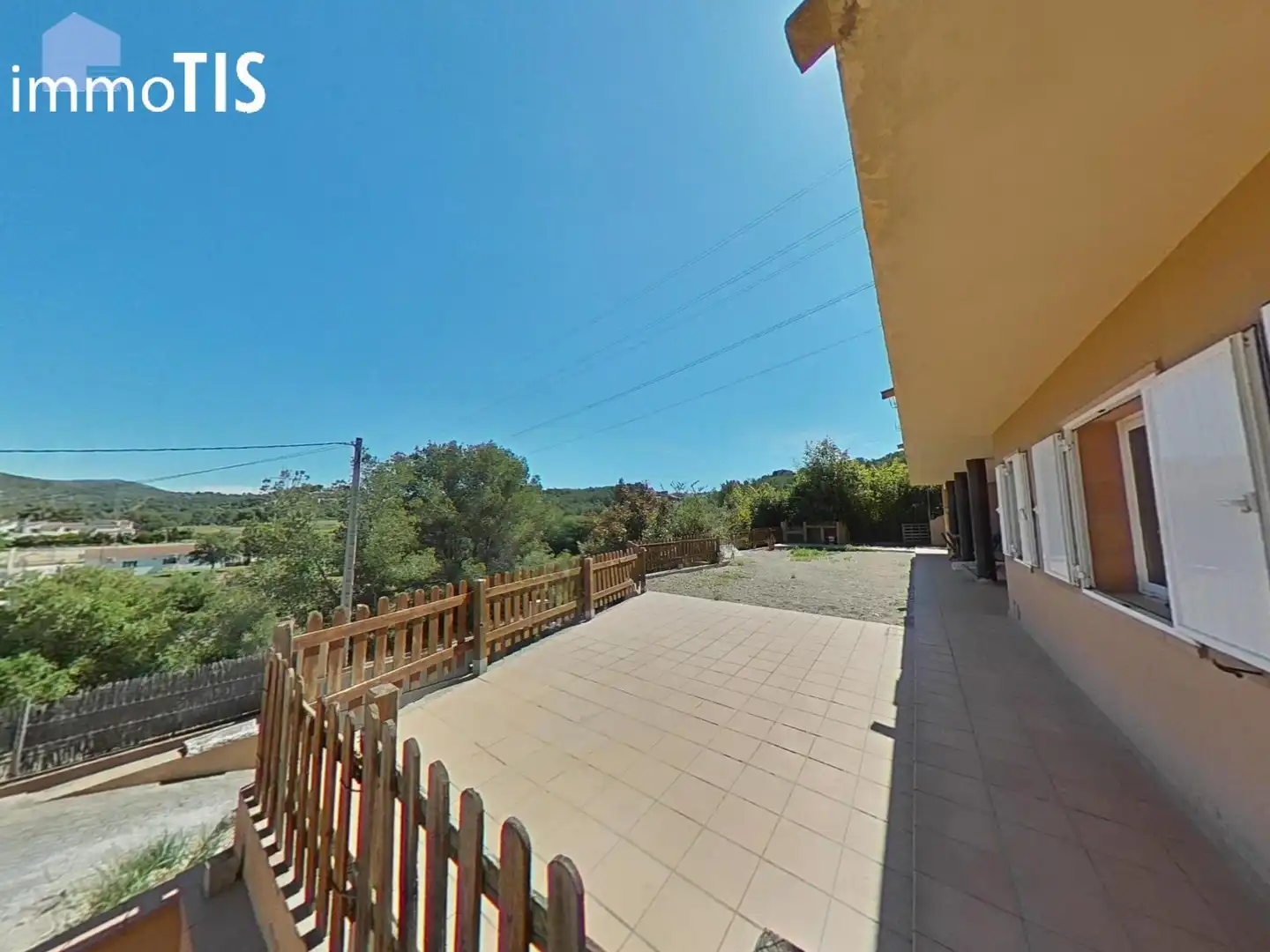 Vista exterior de Casa o xalet en venda en Cubelles amb Aire condicionat, Jardí privat i Terrassa