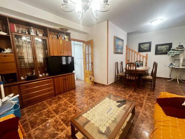 Casa-chalet en Venta en Calle de la Virgen de los Dolores en Delicias