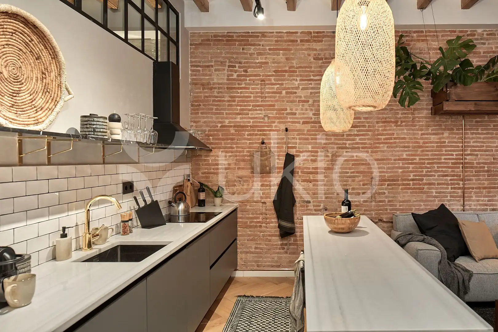Cuina de Apartament de lloguer en Barcelona amb Aire condicionat, Calefacció i Terrassa