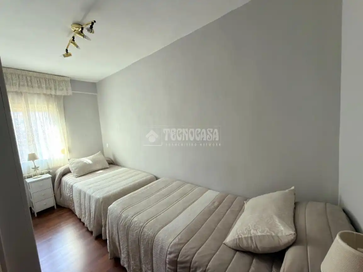Habitación de Piso en venta en Alcalá de Henares con Calefacción y Terraza
