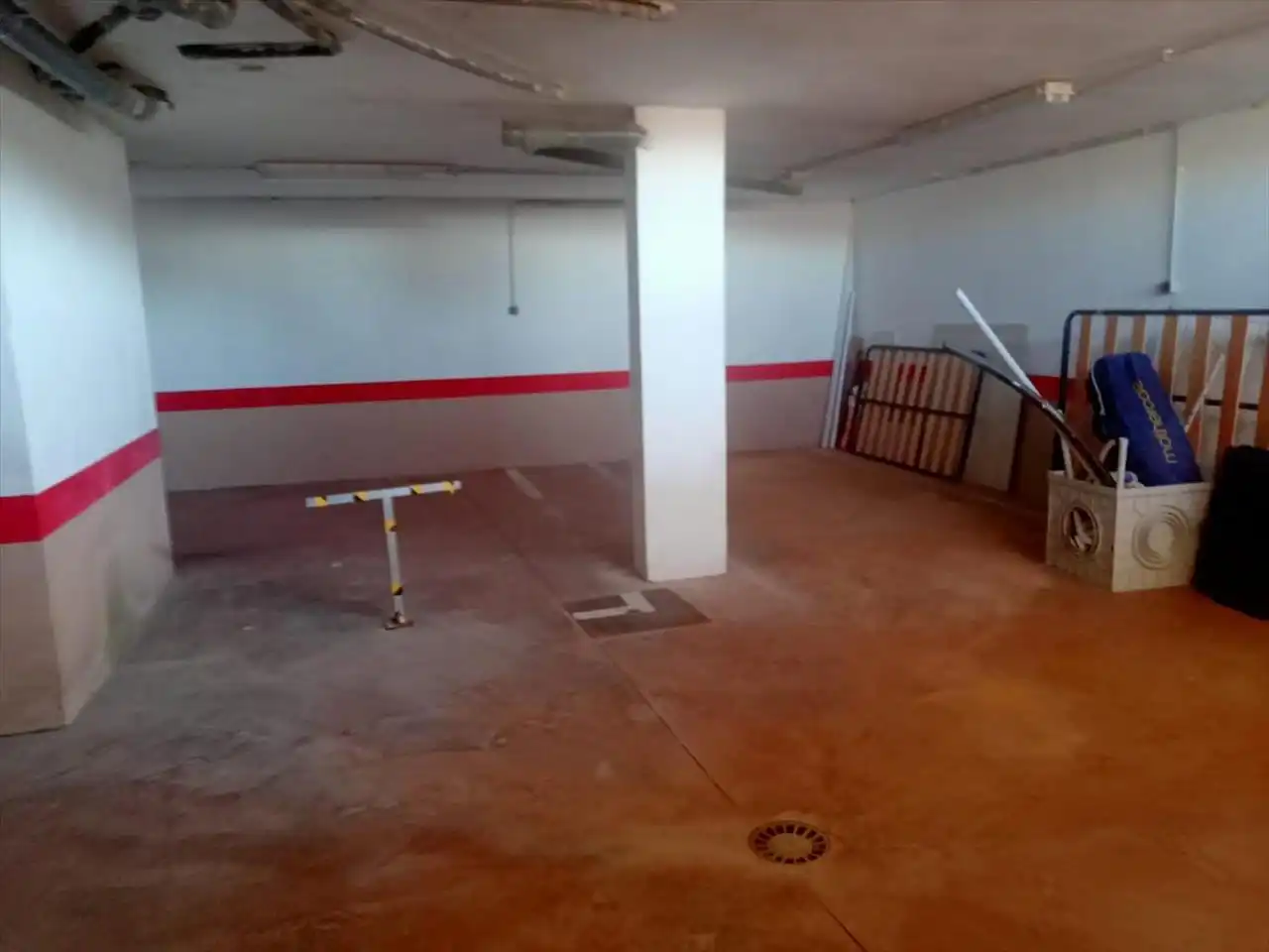 Garaje en venta en Borox