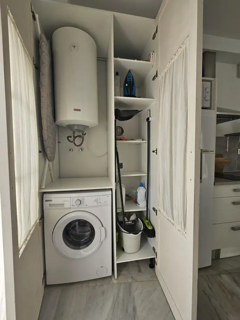 Dormitori de Apartament de lloguer en Jerez de la Frontera amb Aire condicionat i Moblat