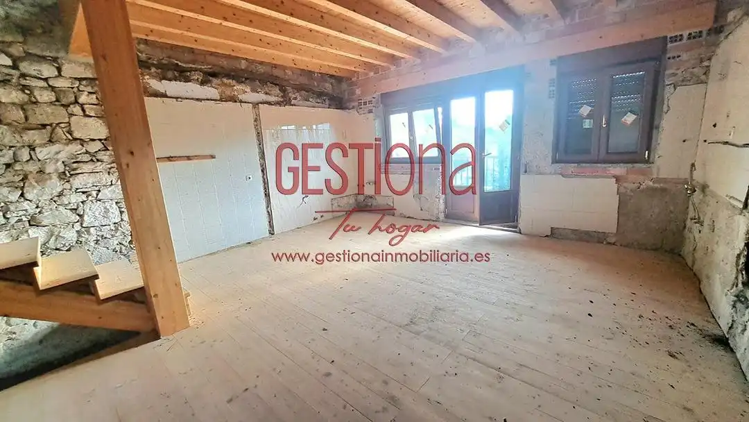Detached homes for sale in Limpias  with Private garden and Balcony