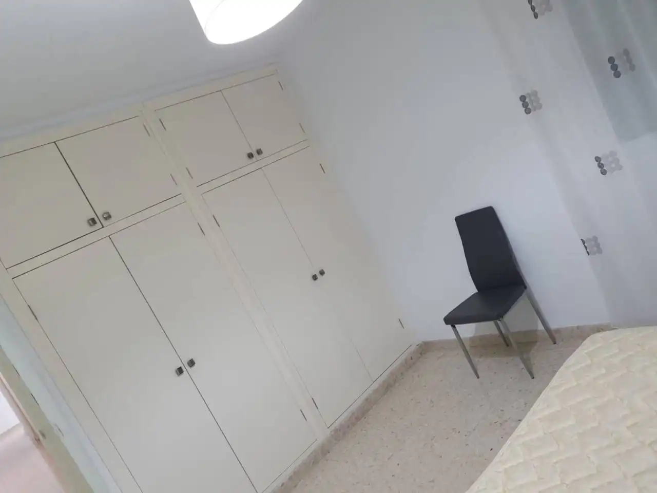 Habitación de Piso de alquiler con opción a compra en Moriles con Aire acondicionado, Terraza y Trastero