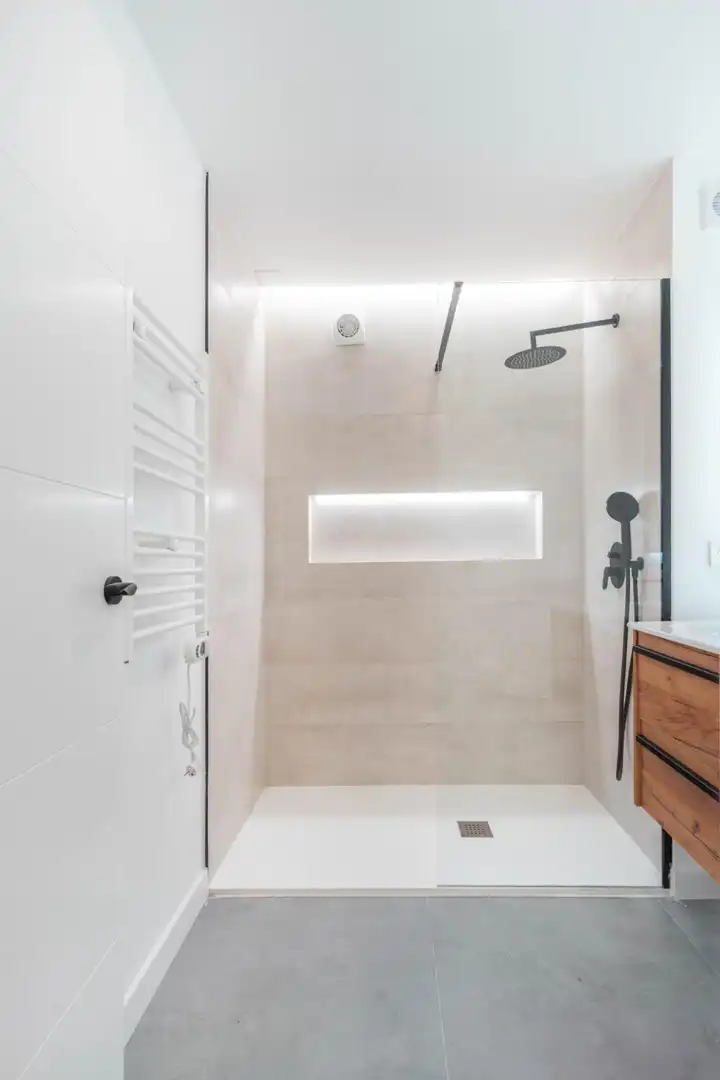 Bany de Apartament en venda en Oeste