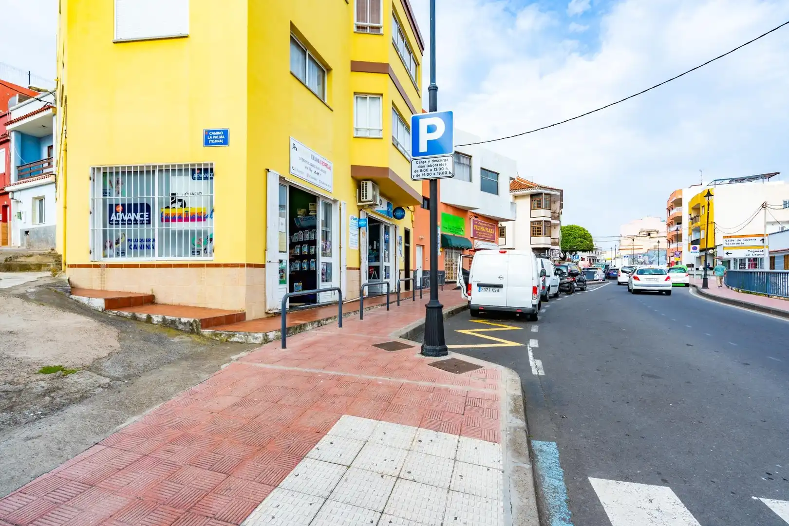 Vista exterior de Local en venta en San Cristóbal de la Laguna