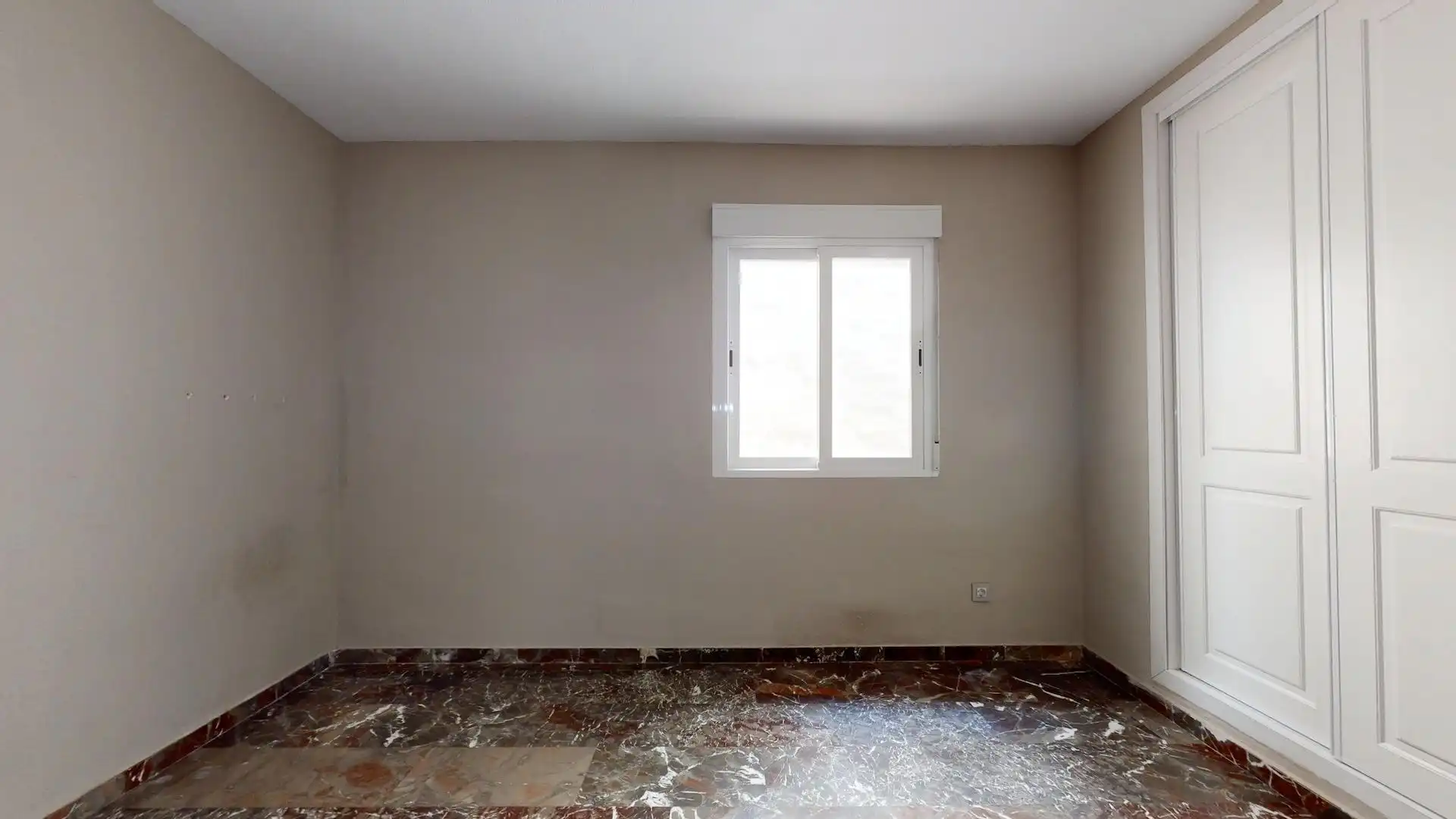 Habitación de Piso en venta en Córdoba con Aire acondicionado, Terraza y Trastero