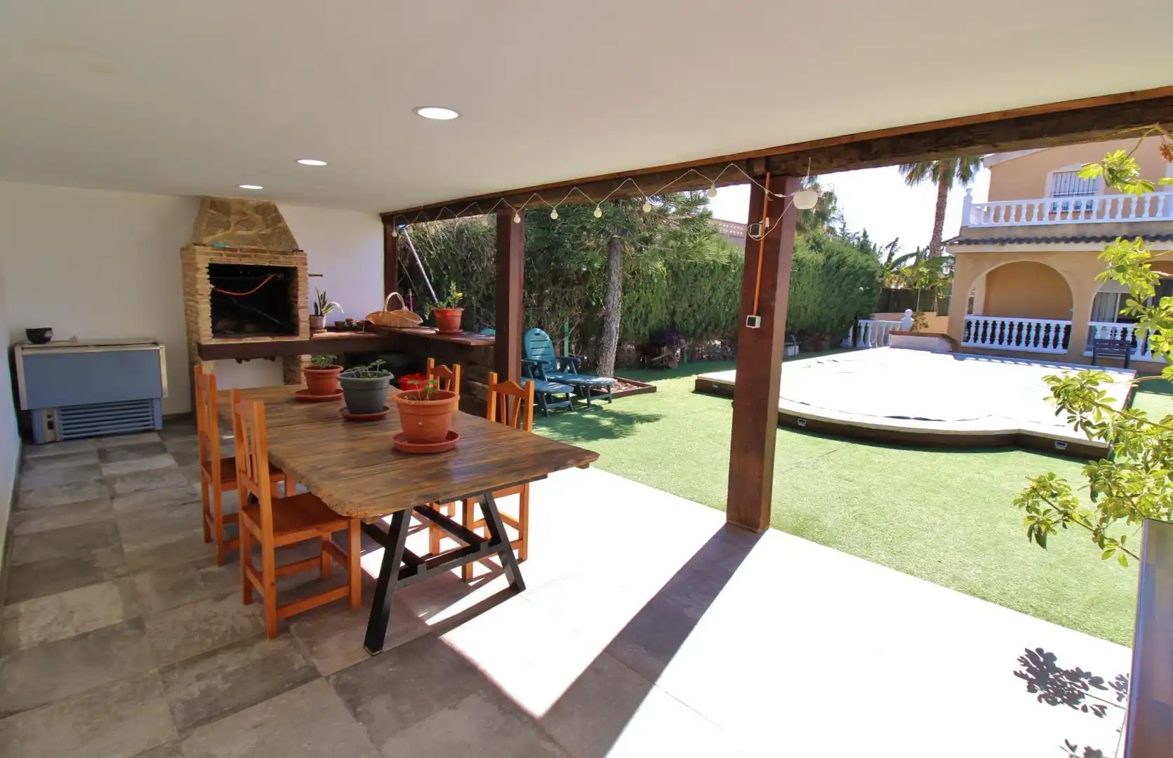 Chalet con piscina en venta en Los Girasoles, imagen 3