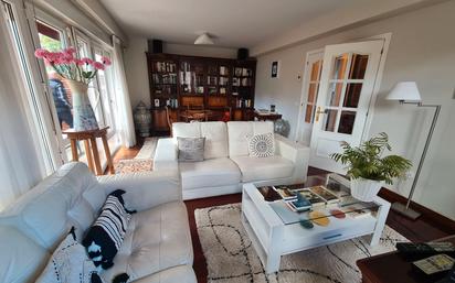 Living room of Single-family semi-detached for sale in Santander