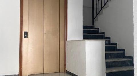 Foto 4 de Oficina en venda a Núcleo urbano, Cádiz