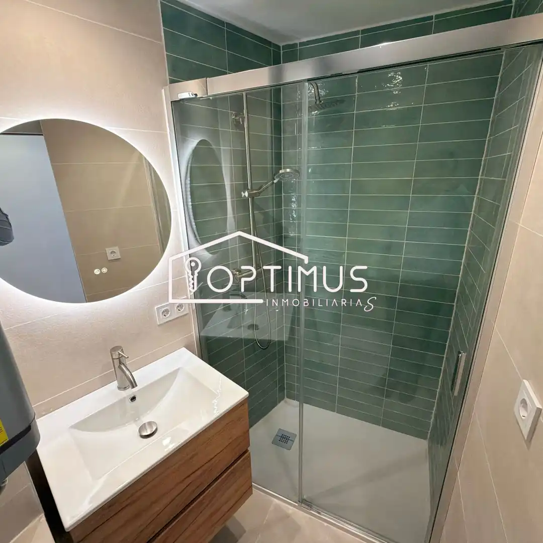 Apartament amb terrassa en venda a Carrer de Salvador Almenar 7, imagen 2