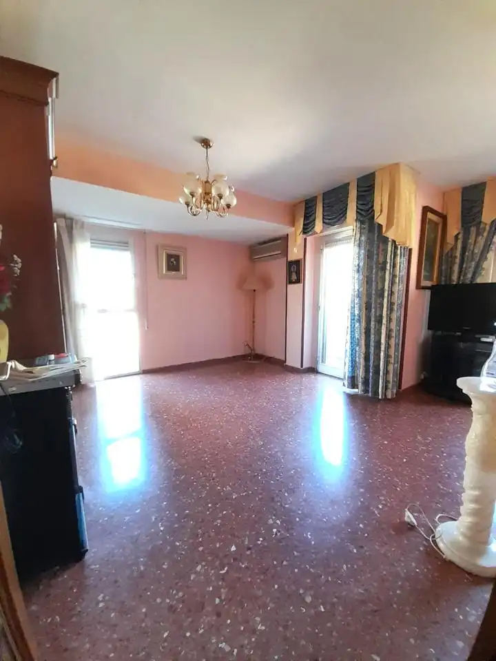 Sala d'estar de Pis en venda en  Zaragoza Capital amb Calefacció, Traster i Balcó