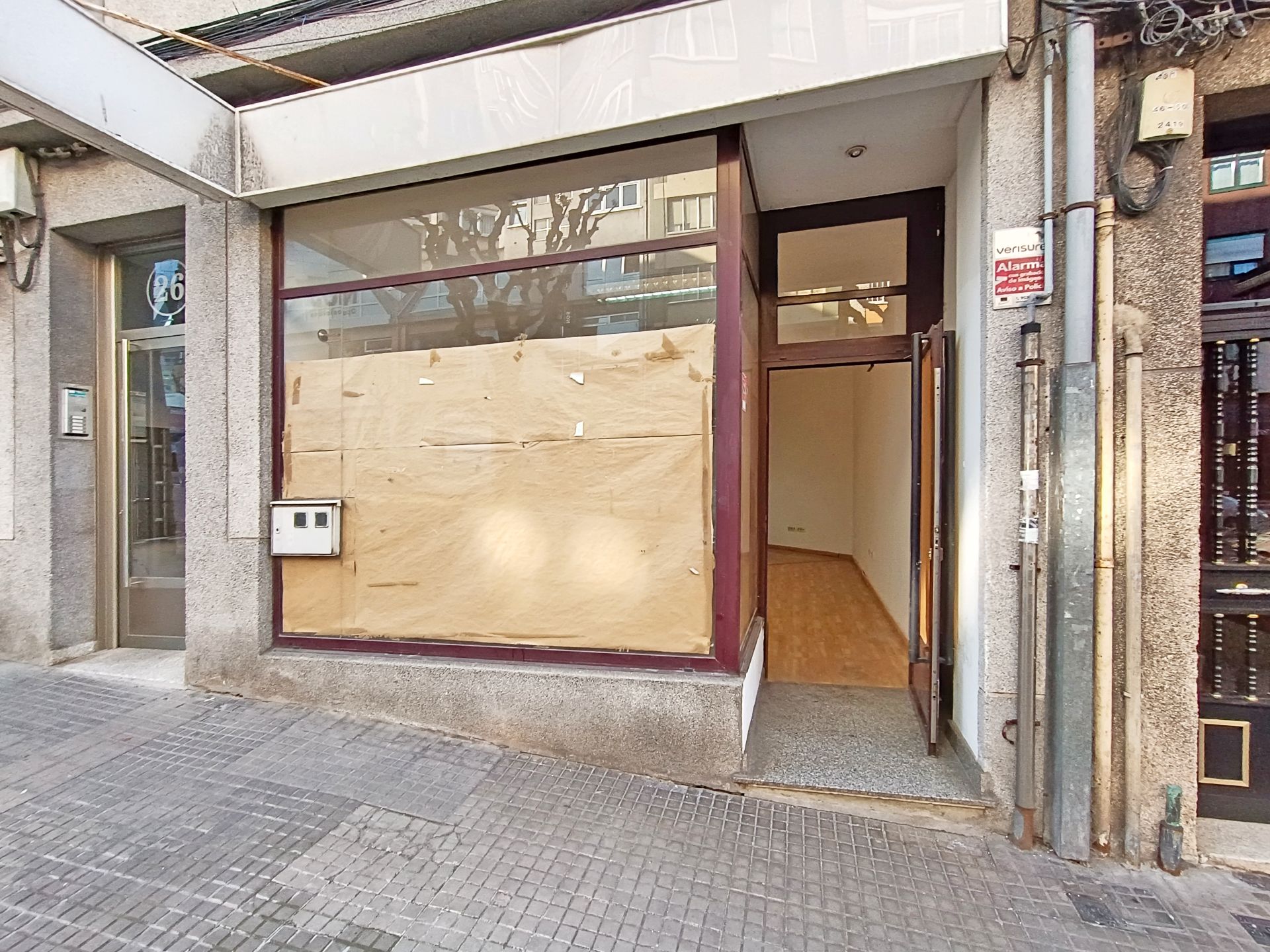 Vista exterior de Local en venda en A Coruña Capital 
