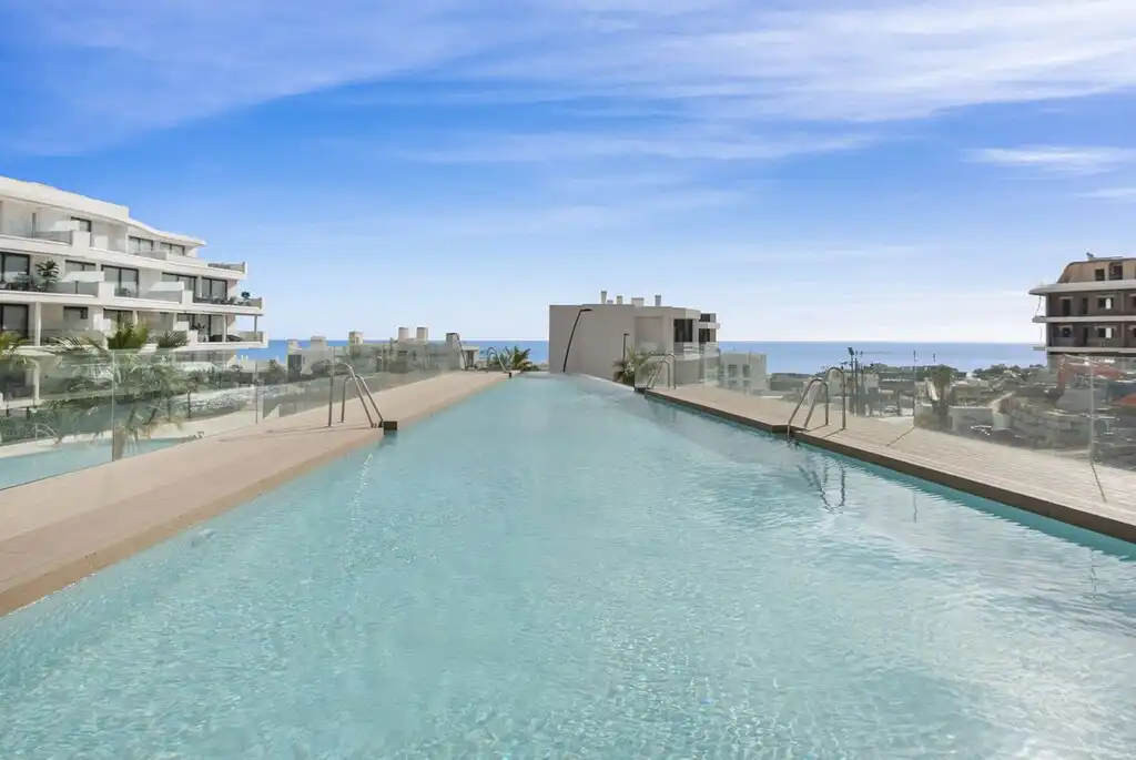 Erdgeschosswohnung mit Pool zum Verkauf in El Higuerón