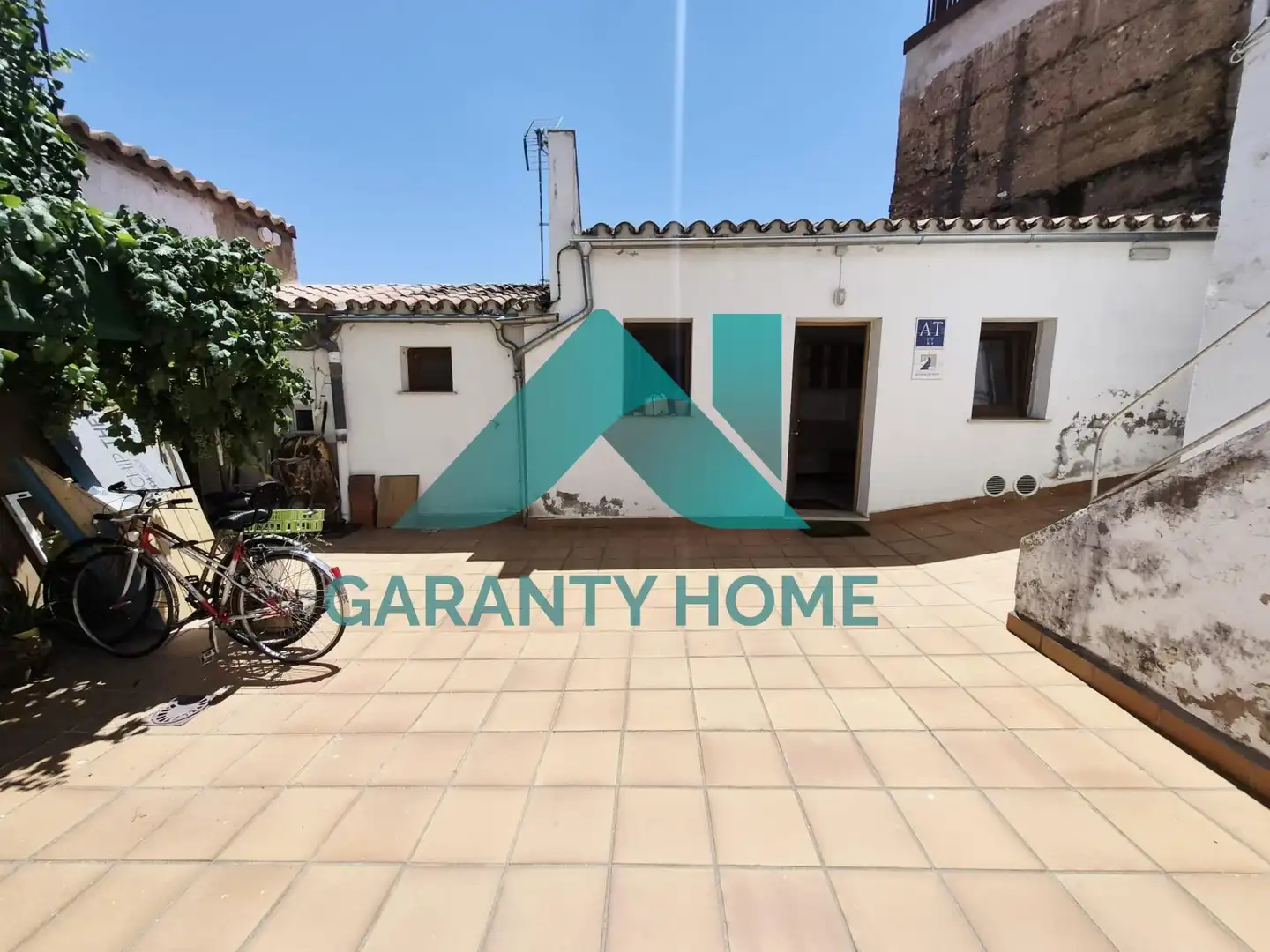 Vista exterior de Apartament en venda en Cáceres amb Aire condicionat, Calefacció i Moblat