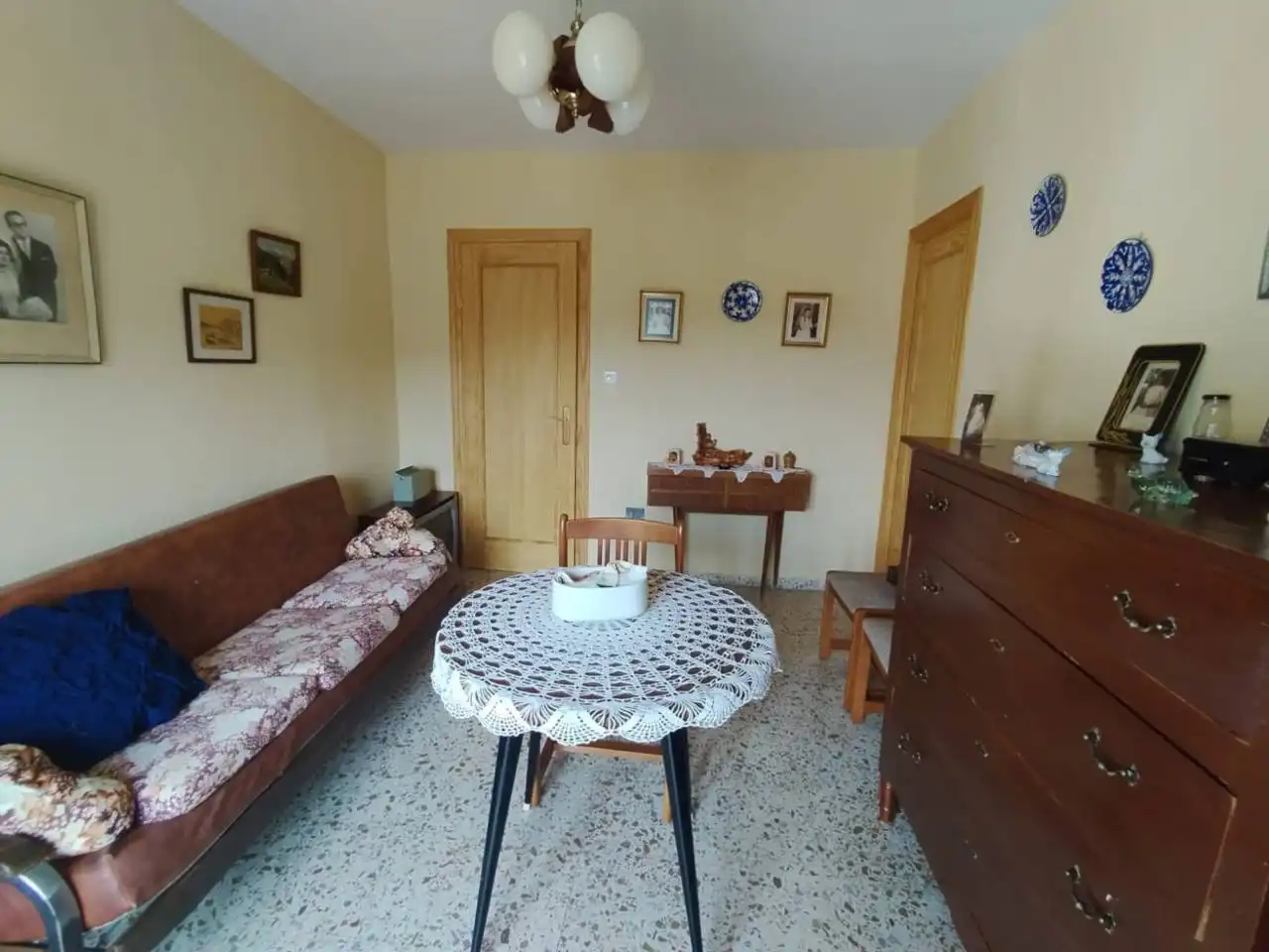 Schlafzimmer von Wohnung zum Verkauf in Montefrío mit Möbliert