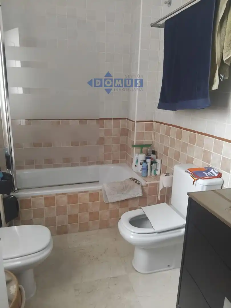 Bathroom of Detached homes for rent in Ronda  with Terrace and Furnished