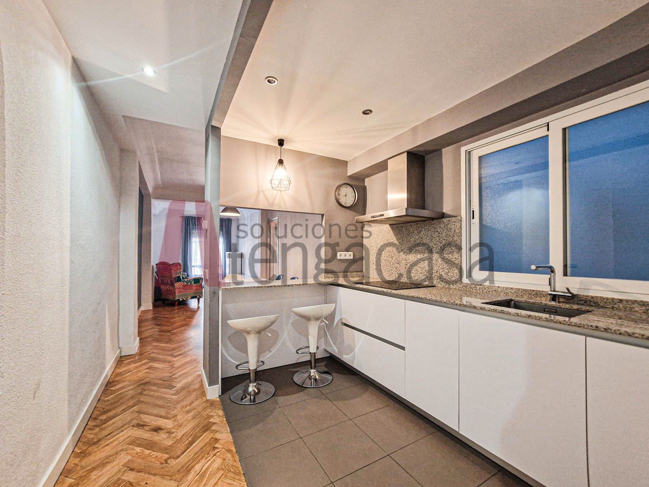 Kitchen of Flat to rent in  Madrid Capital  with Heating, Parquet flooring and Terrace