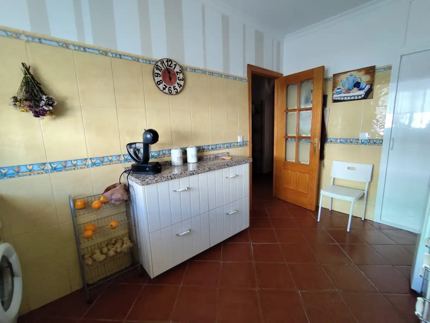 Cuina de Casa o xalet en venda en Hinojos amb Aire condicionat, Calefacció i Jardí privat