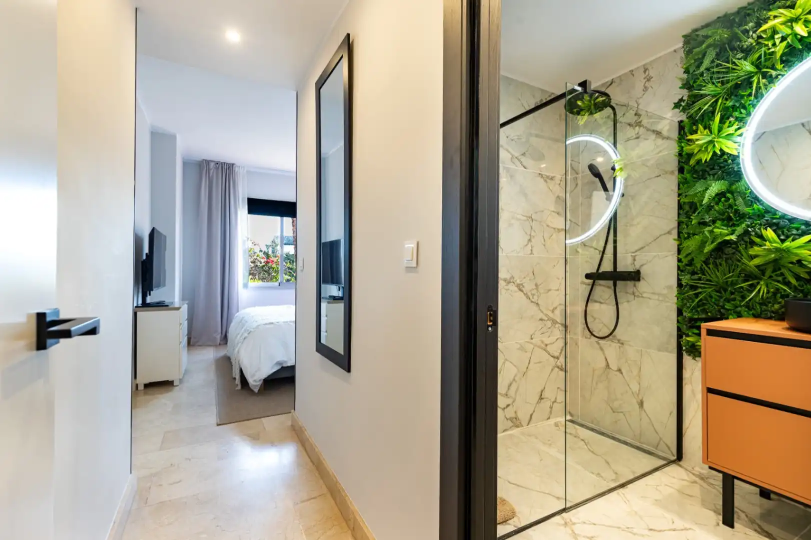 Badezimmer von Wohnungen zur Miete in Marbella mit Klimaanlage, Heizung und Terrasse