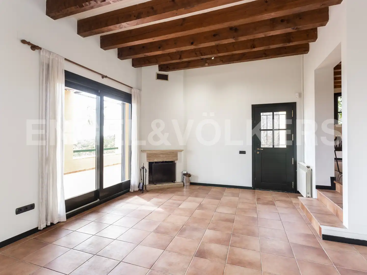 Sala de estar de Casa o chalet de alquiler en Sitges con Calefacción, Jardín privado y Terraza