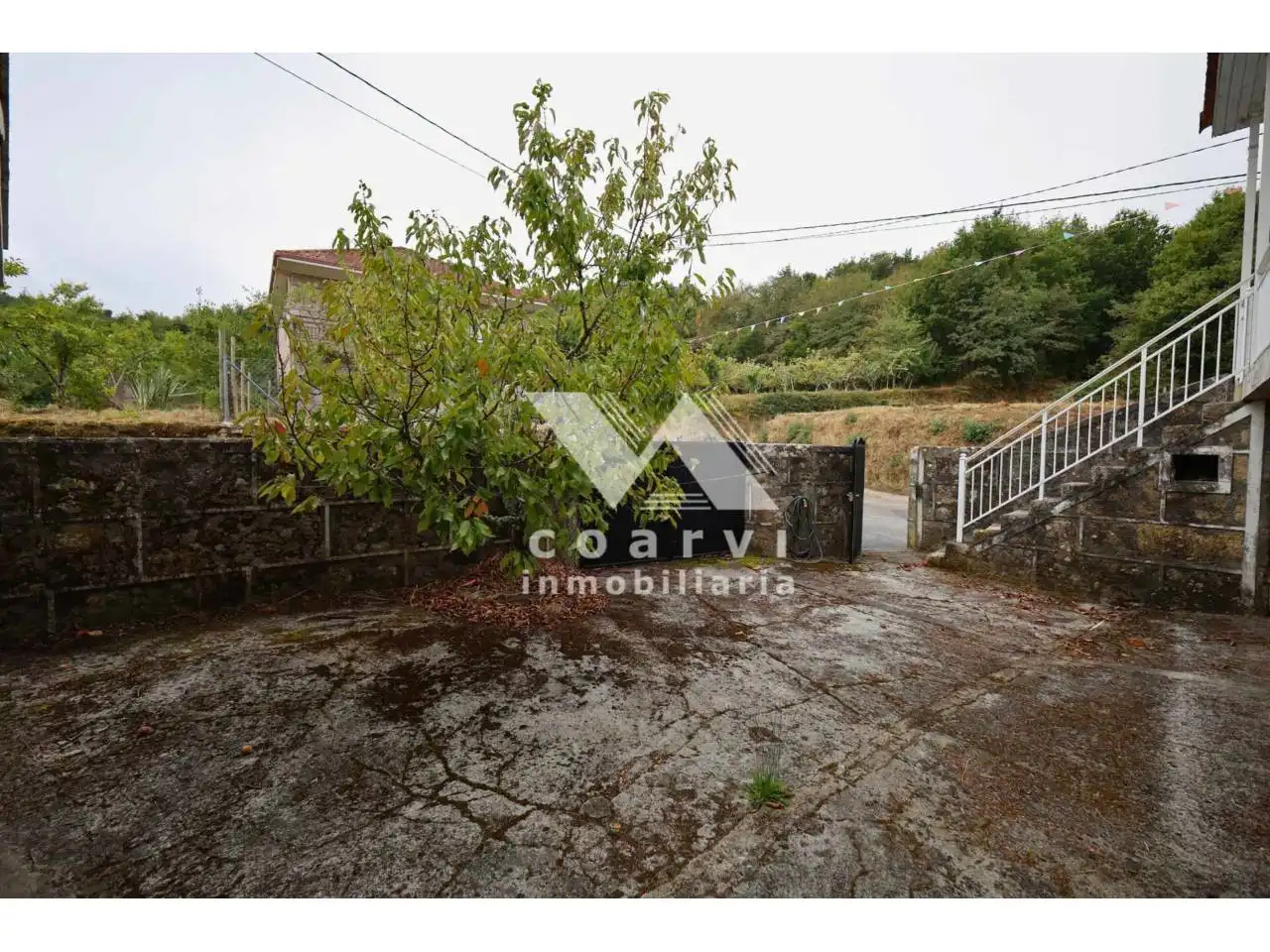 Casa o xalet en venda en A Merca   amb Jardí privat, Terrassa i Moblat