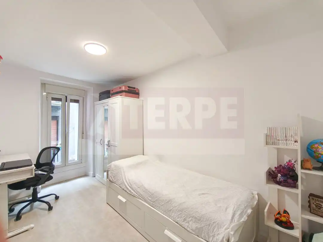 Habitación de Piso en venta en Errenteria con Amueblado y Balcón