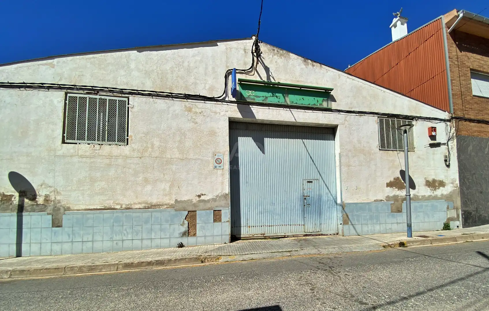 Nau industrial en venda a Calle Vint-i-Set 16, 16, Bonavista
