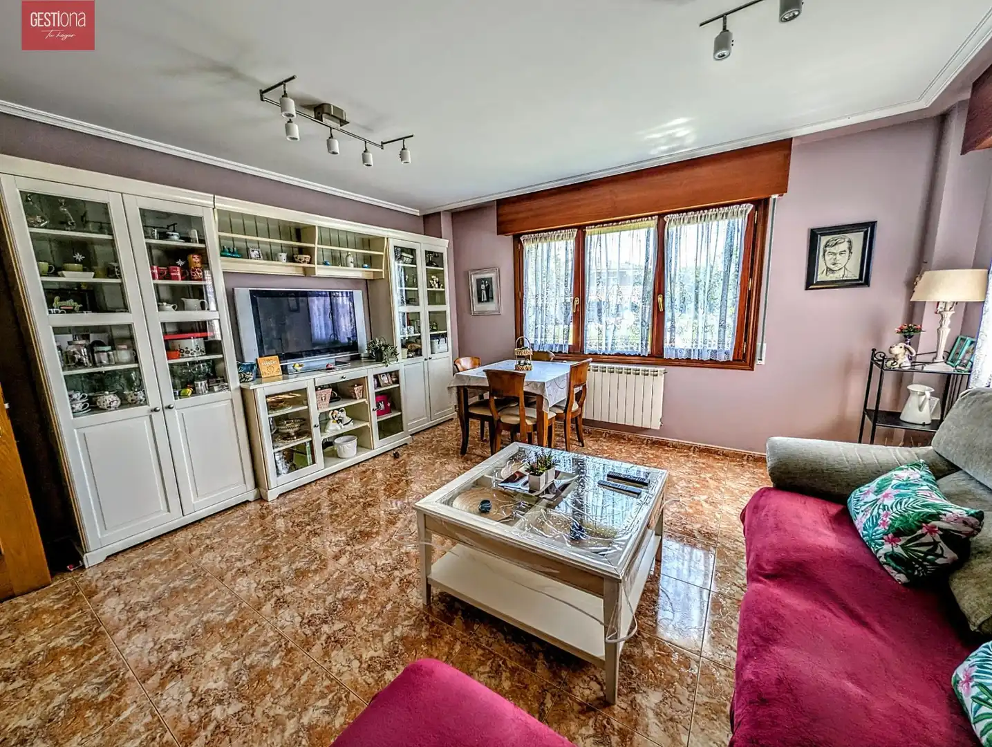Sala de estar de Casa adosada en venta en Arnuero con Calefacción, Jardín privado y Terraza