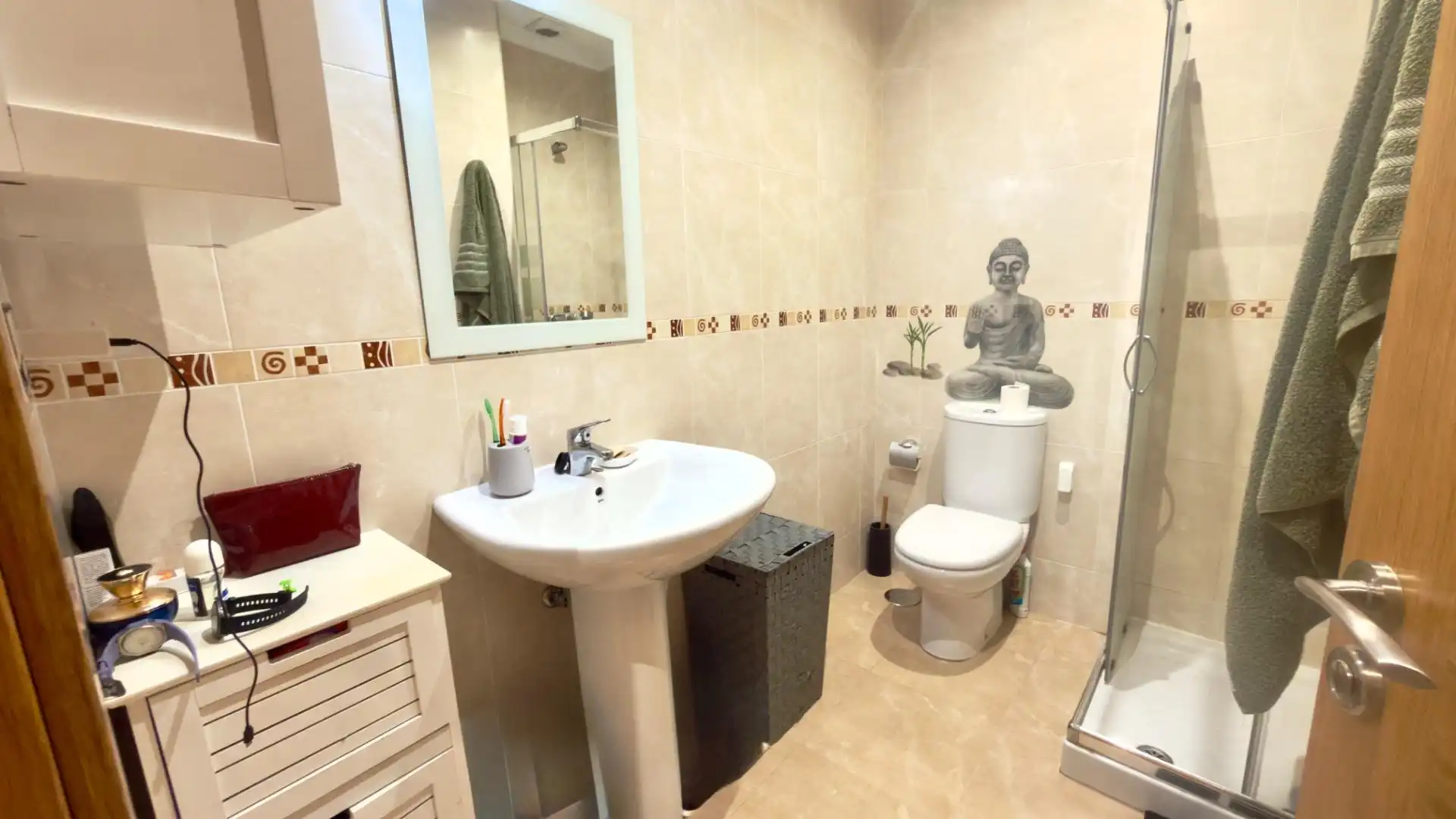 Bathroom of Flat for sale in Mariñamansa