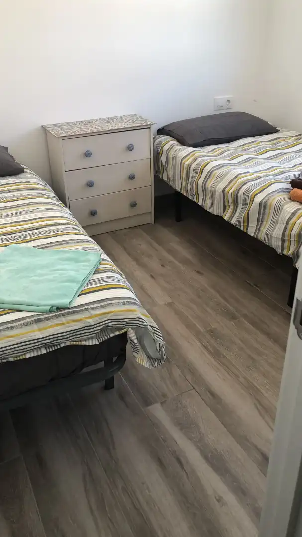 Dormitori de Casa adosada de lloguer en Murcia amb Jardí privat, Moblat i Forn