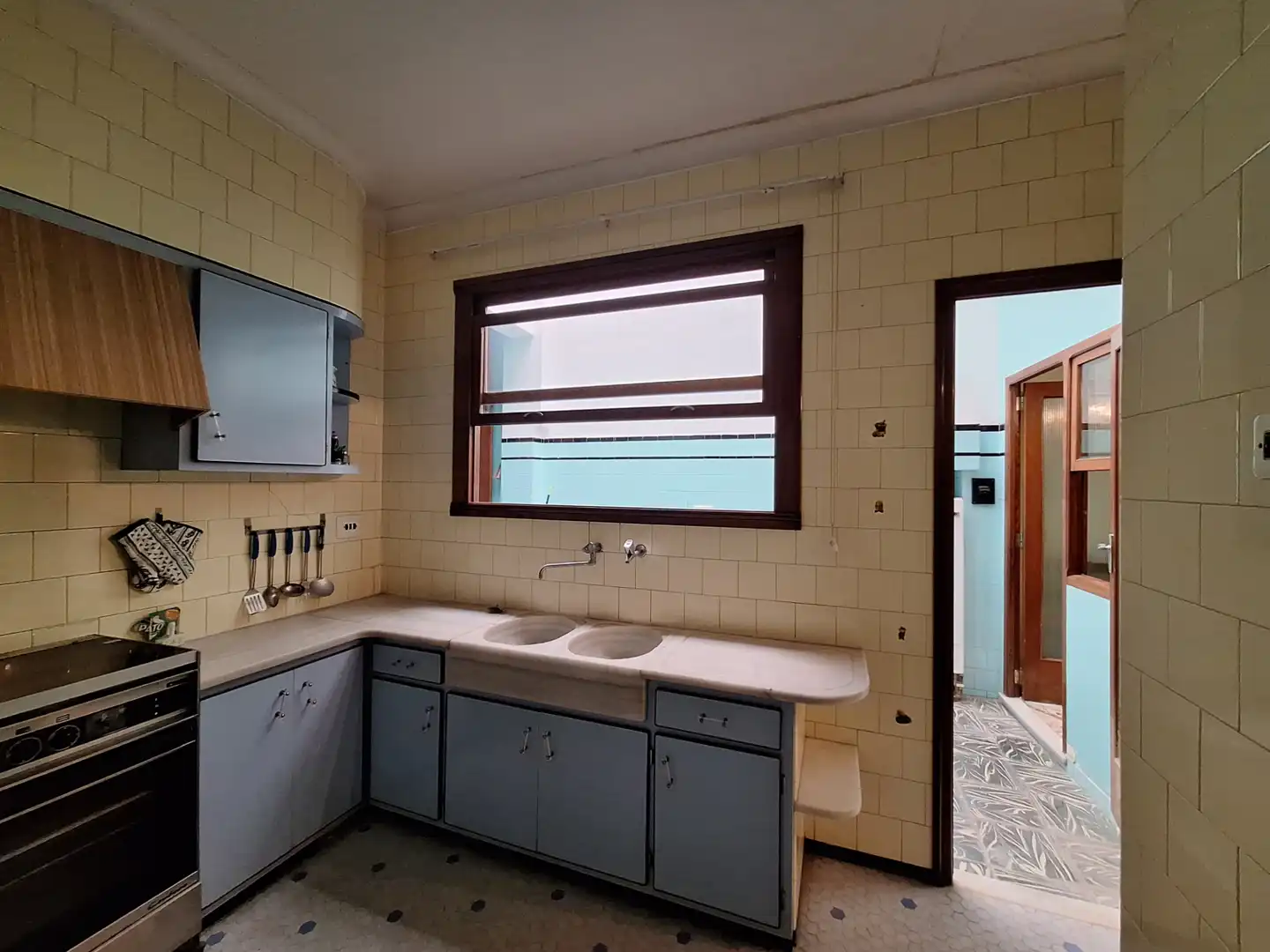 Kitchen of Houses for sale in Sueca  with Oven and Balcony