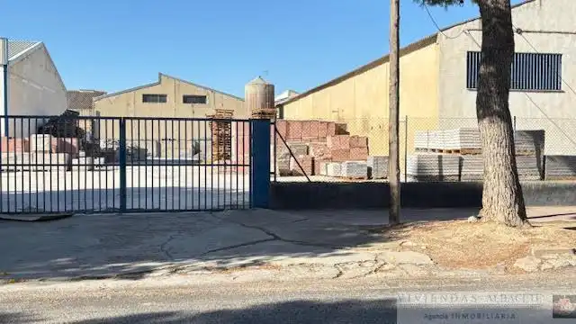 Industriegebäude zum Verkauf in Pedanías - Extrarradio, imagen 8