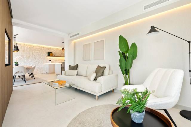 Ático en Venta en San Pedro de Alcántara pueblo