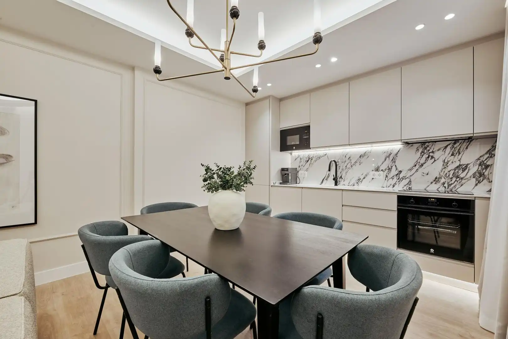 Dining room of Flat for sale in Madrid  with Air Conditioner, Heating and Furnished