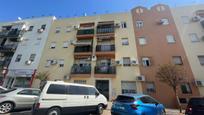 Exterior view of Flat for sale in Dos Hermanas  with Terrace and Storage room