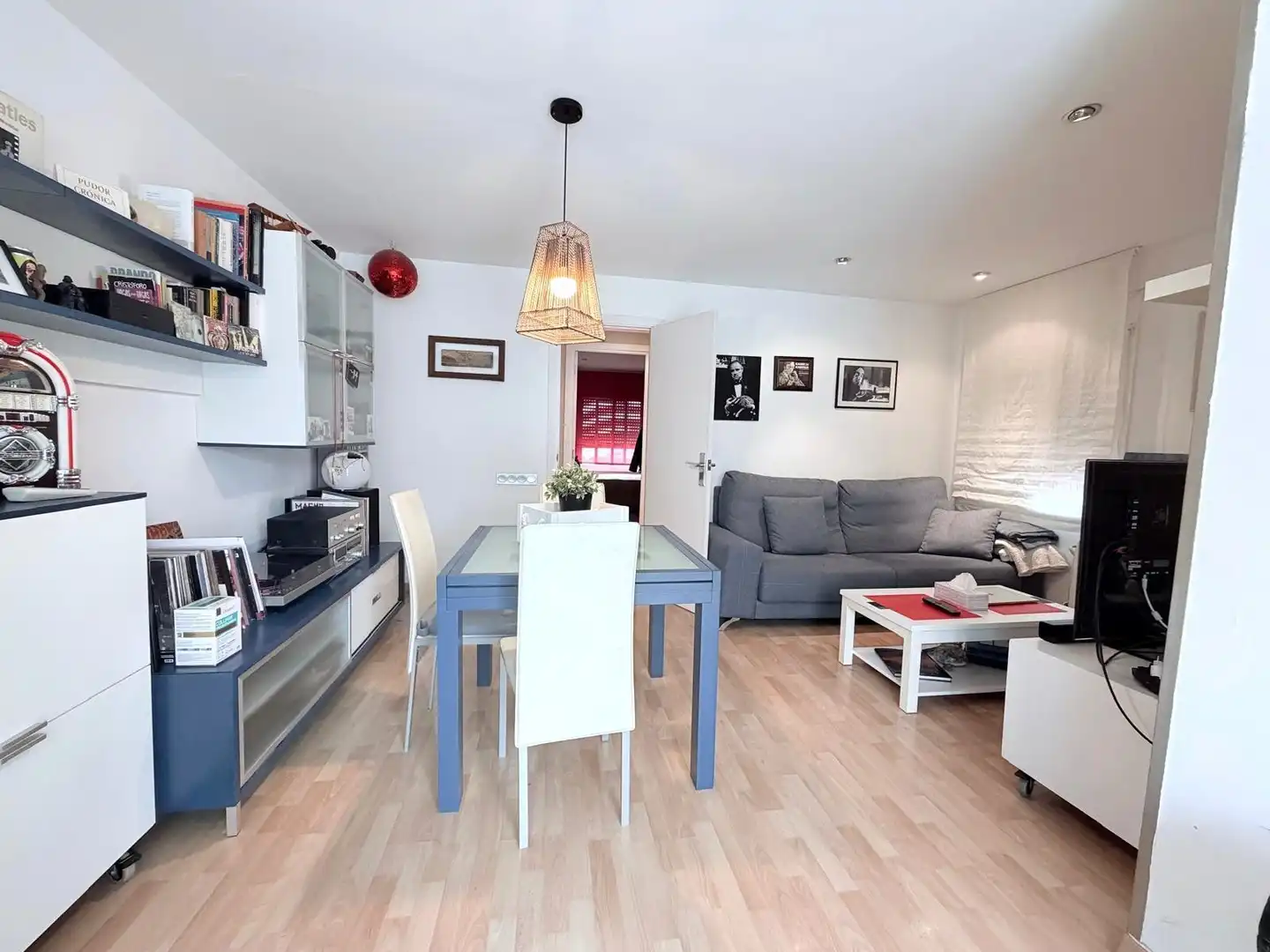 Wohnzimmer von Wohnung zum Verkauf in Terrassa mit Parkett und Terrasse