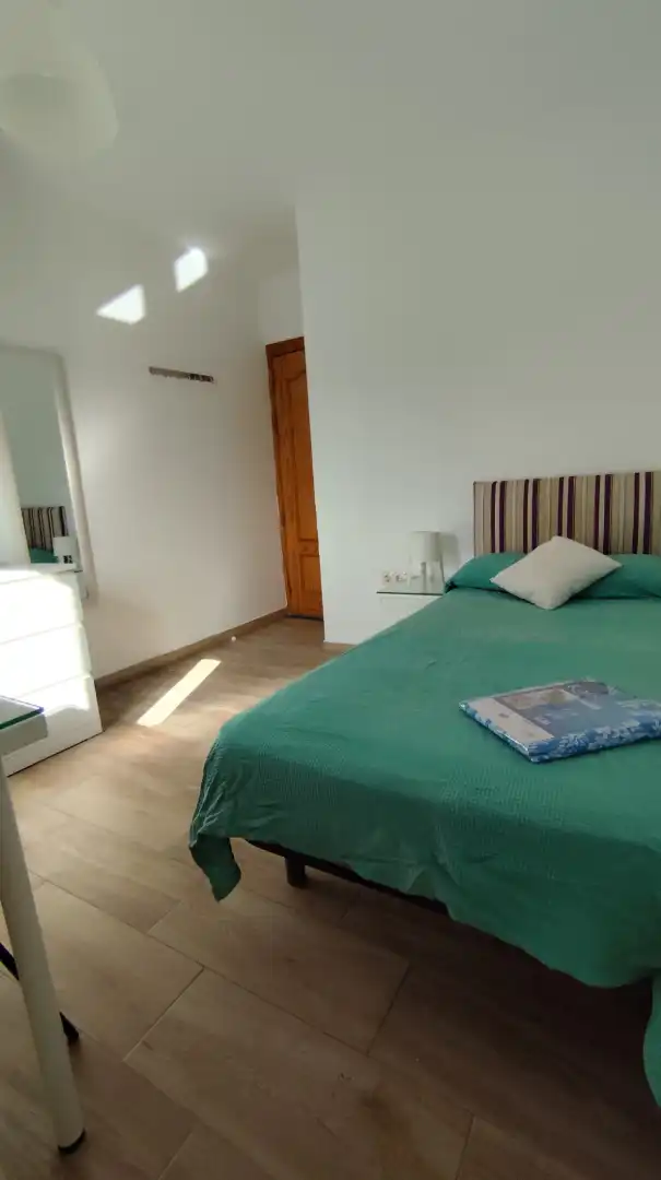 Schlafzimmer von Wohnung zur Miete in Granada mit Klimaanlage, Möbliert und Ofen