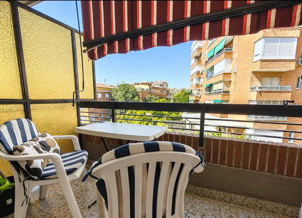 Terrasse von Wohnungen zur Miete in Madrid mit Klimaanlage, Heizung und Parkett