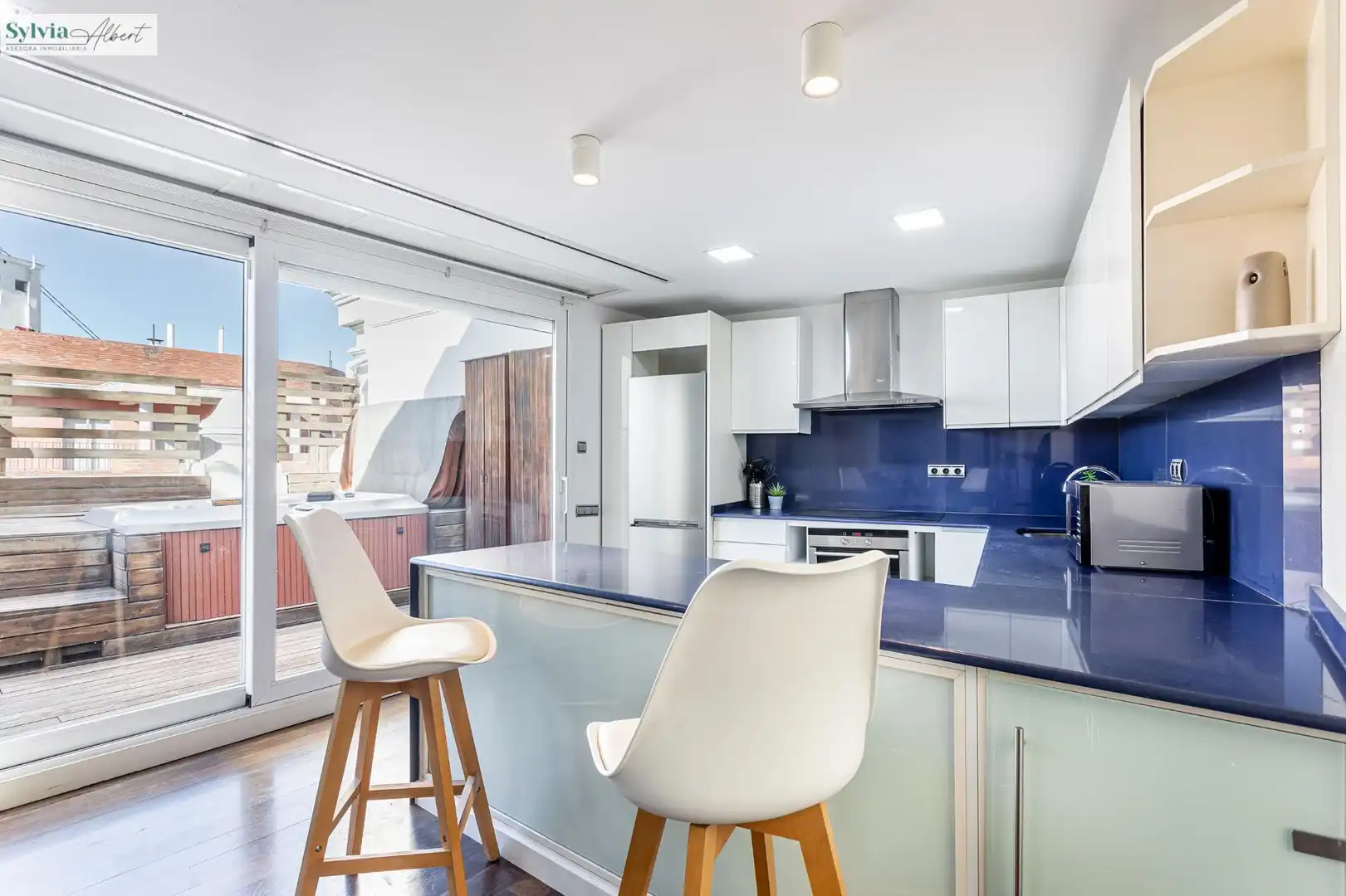 Cocina de Ático de alquiler en Valencia con Aire acondicionado, Parquet y Terraza