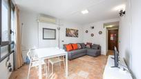 Sala d'estar de Apartament en venda en Benidorm amb Aire condicionat i Terrassa