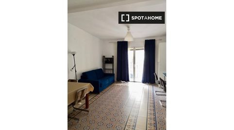 Photo 4 of Room in Cortes - Huertas, Madrid Capital