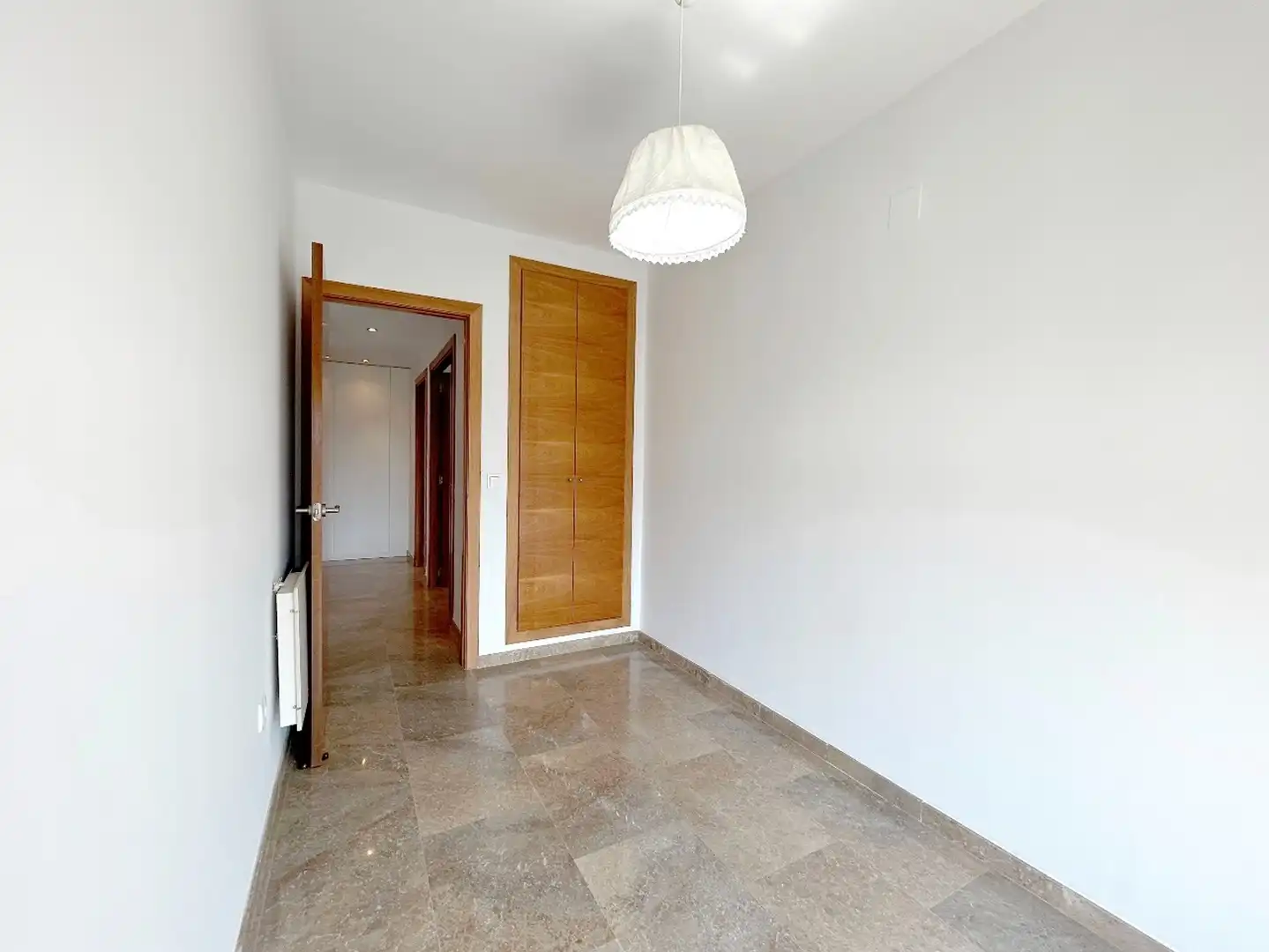 Appartamento con terrazza in affitto a Carrer de la Torreta 18, imagen 5