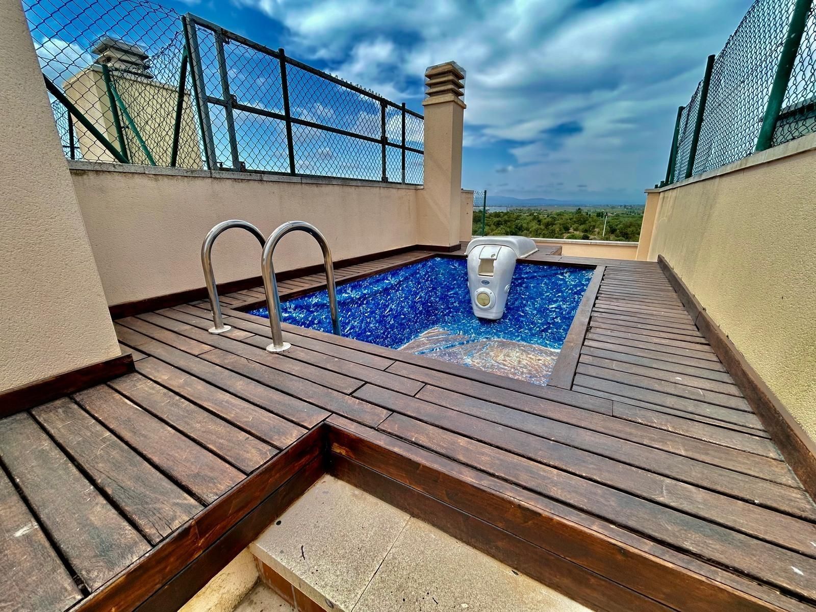 Piscina de Àtic en venda en Sant Carles de la Ràpita amb Aire condicionat, Calefacció i Terrassa