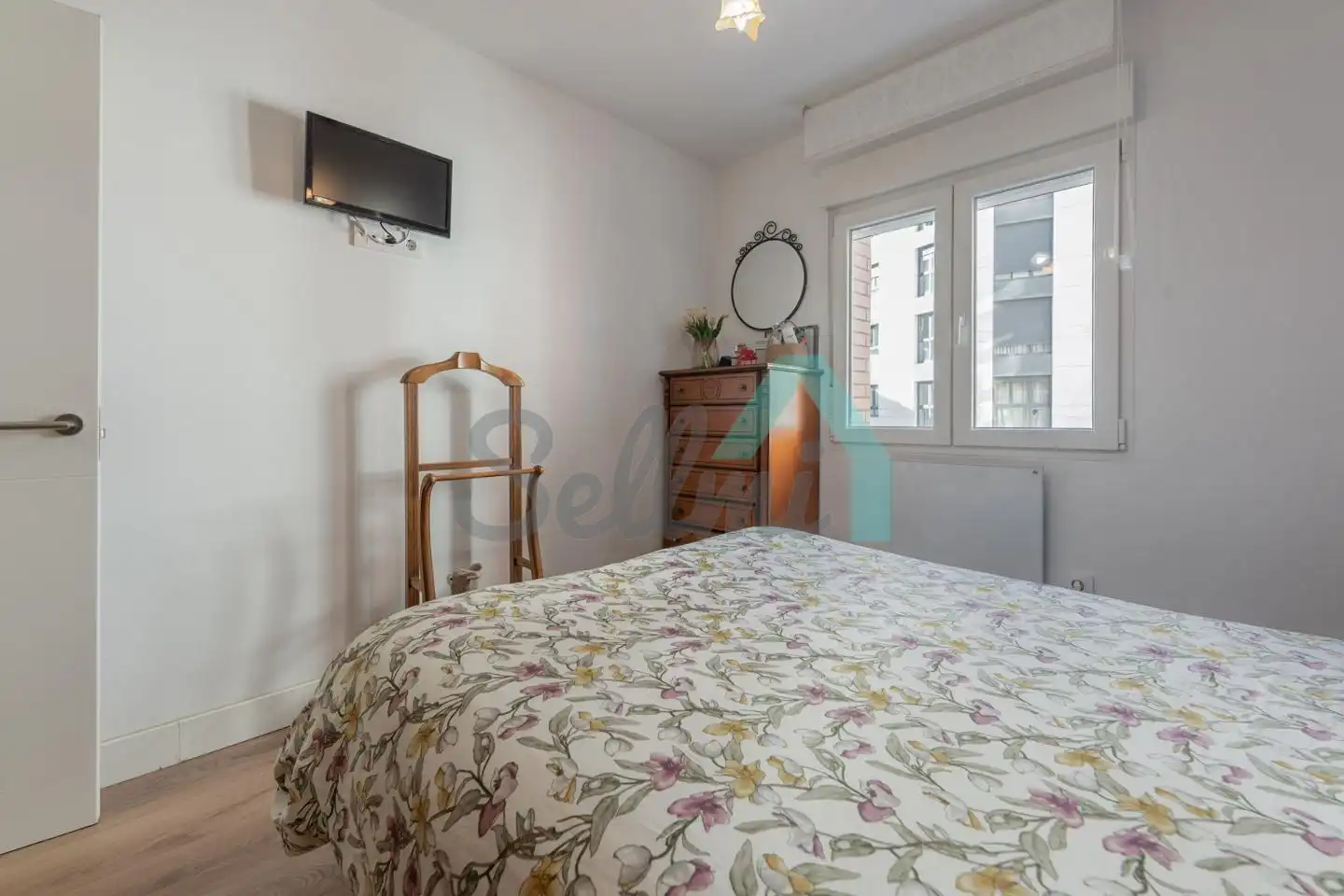 Flat for rent in Del General Elorza, Milán - Pumarín