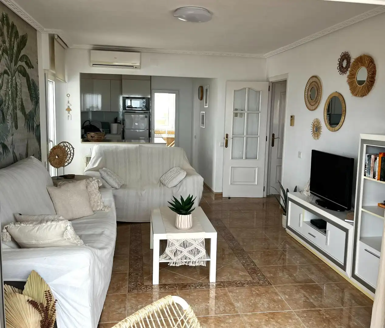 Living room of Apartments for rent in Torrevieja  with Air Conditioner, Private garden and Terrace