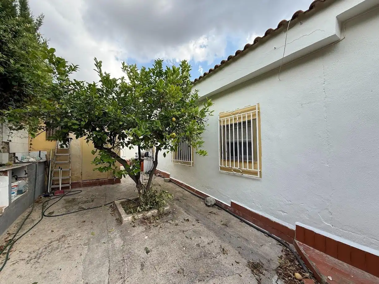 Detached house with pool for sale in Montserrat, imagen 9